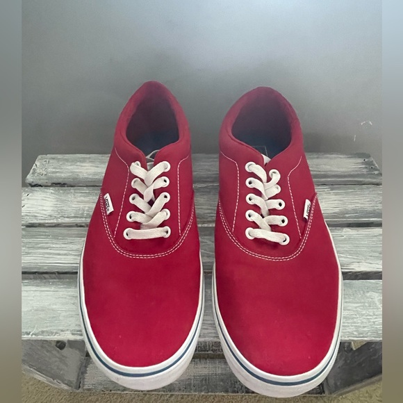 Vans • Mens size 12 - Picture 2 of 7